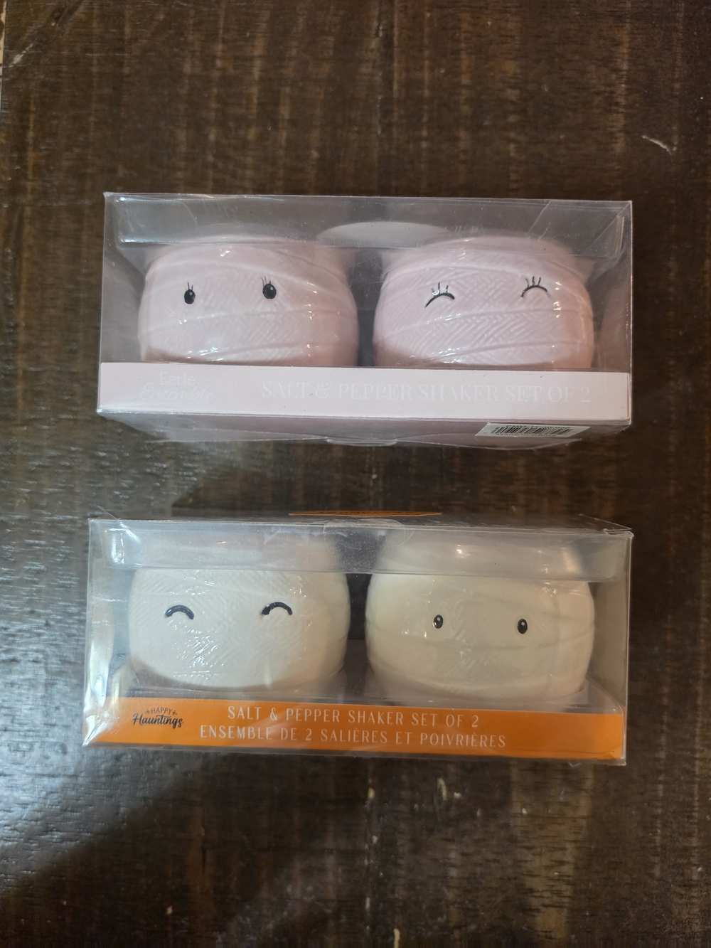 Cute Mummy Ceramic Salt & Pepper Shaker Set.